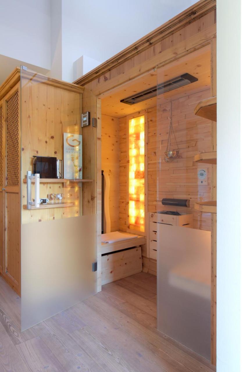 Hotel Und Alpen Apartments Mit Sauna - Buerglhoeh Bischofshofen Exterior photo